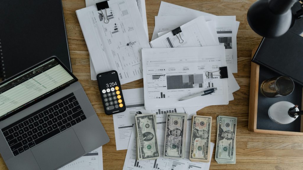 Bookkeeping Interior Payroll MjEqxEv2XZhro4ze 1024x576